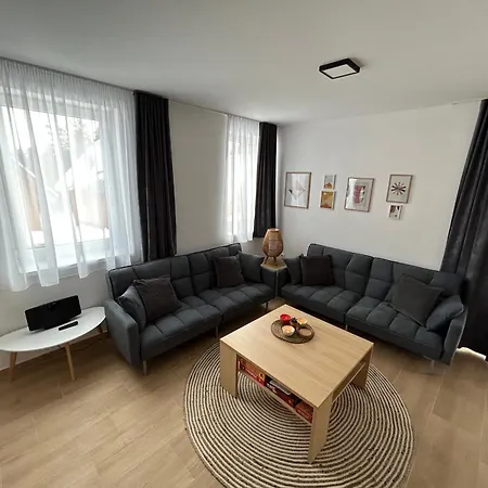 Kvetinka Chalet *